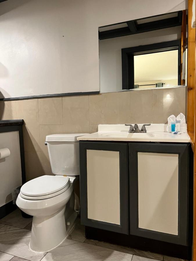 נוריסטאון Chateau Suites מראה חיצוני תמונה